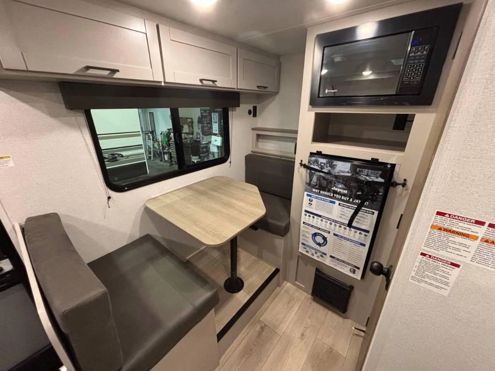 Jayco Jay Flight Slx 130rd 2027 alt