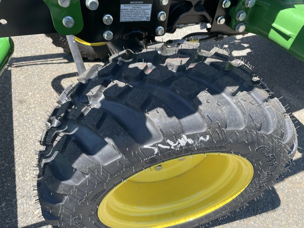 2026 John Deere 2025r alt