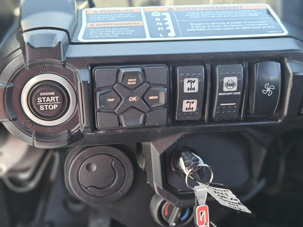 2023 Can-am Commander Max Xt alt