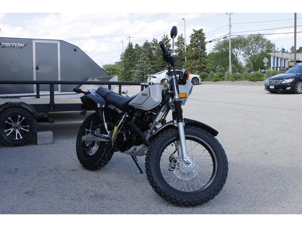 2026 Yamaha Tw200 alt