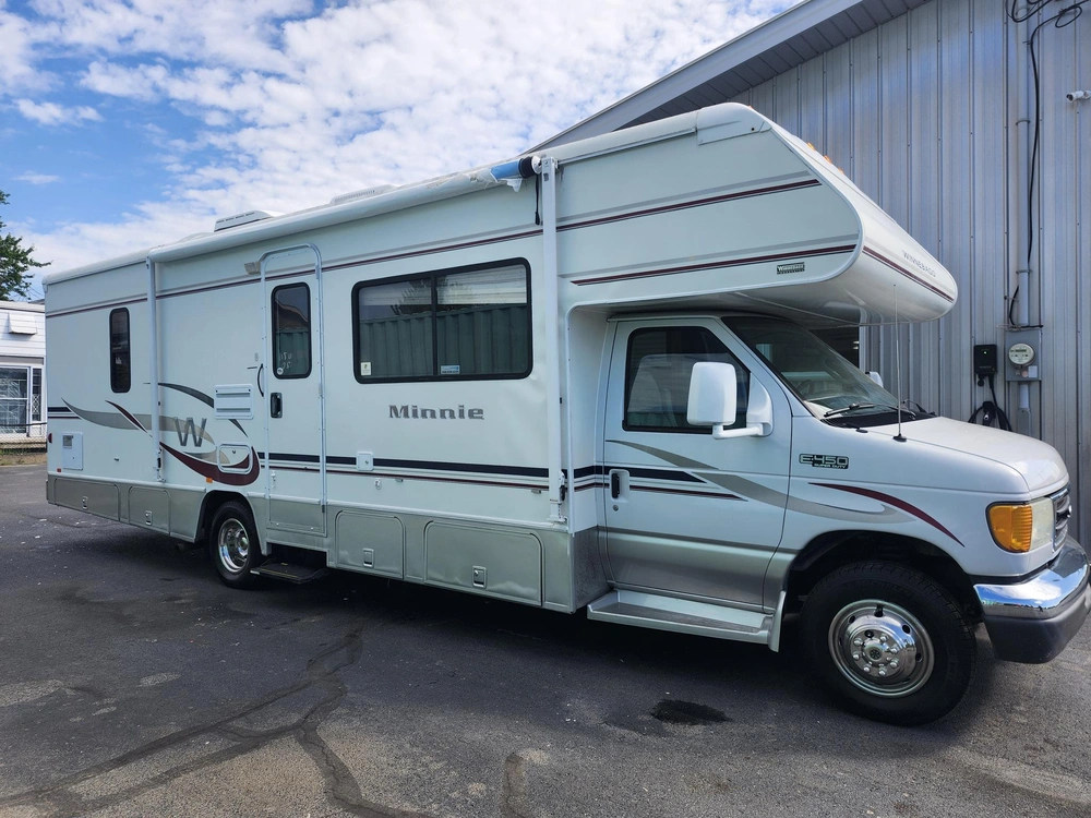 Winnebago Wino 2005 alt