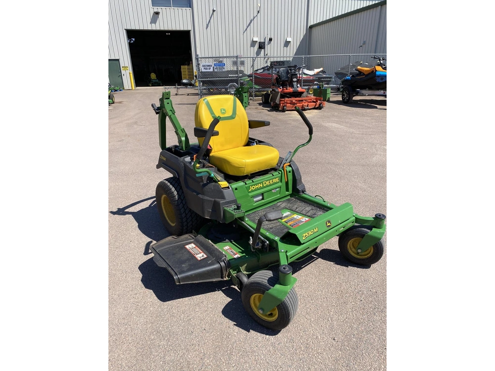 2023 John Deere Z530m alt