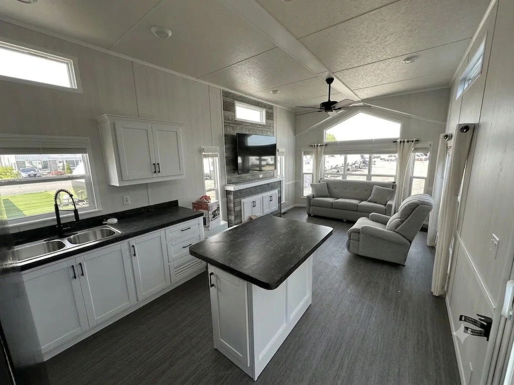 Woodland Park Terra Nova Tc336c 2025 alt