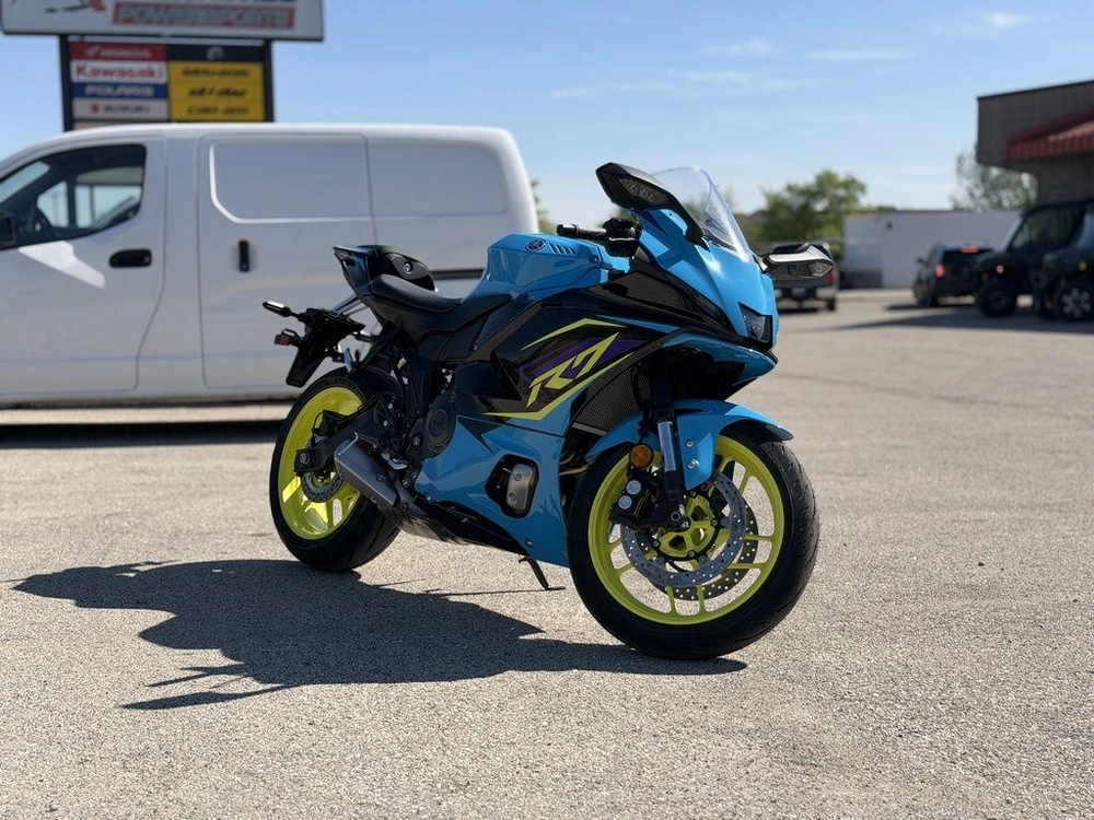 2026 Yamaha Yzf-r7 alt