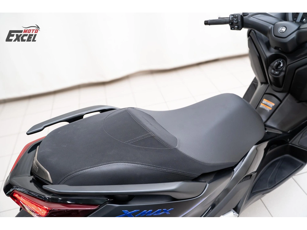 2024 Yamaha Xmax alt