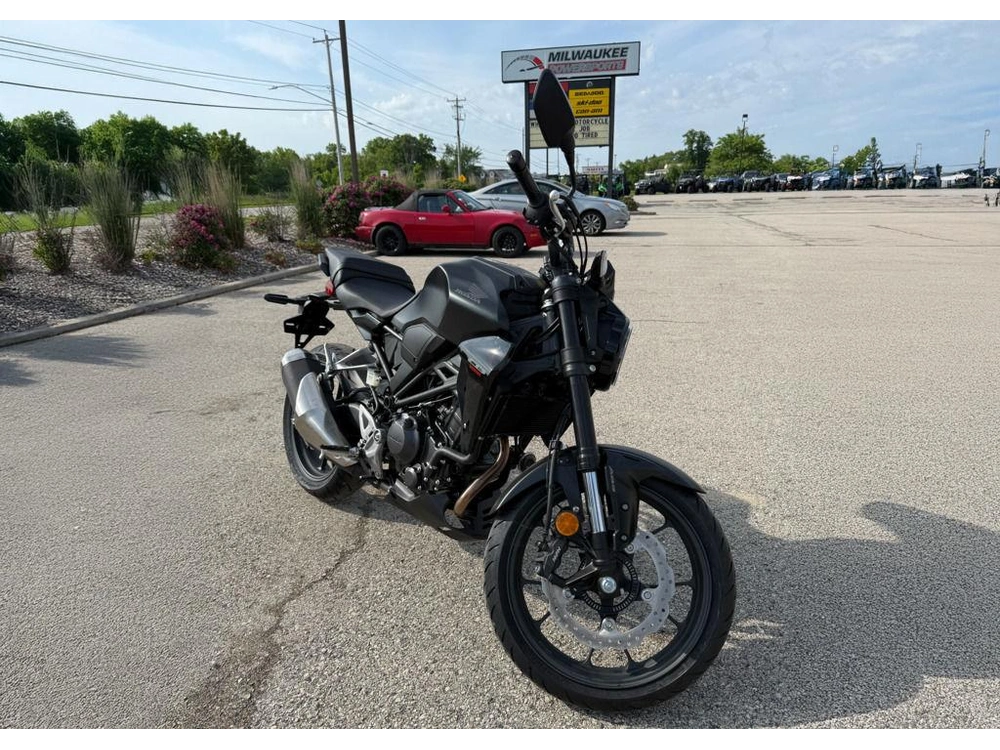 2026 Honda Cb300r alt