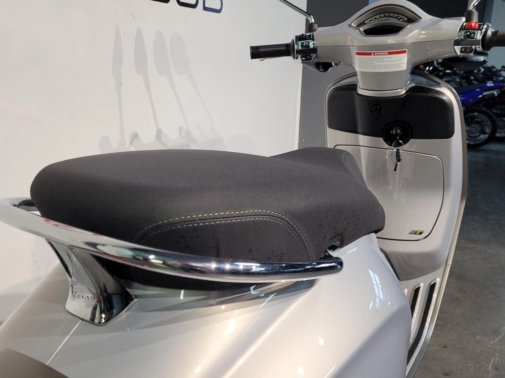 Vespa Primavera 50 Tech *0.99% / 36 Mois💳 2025 alt