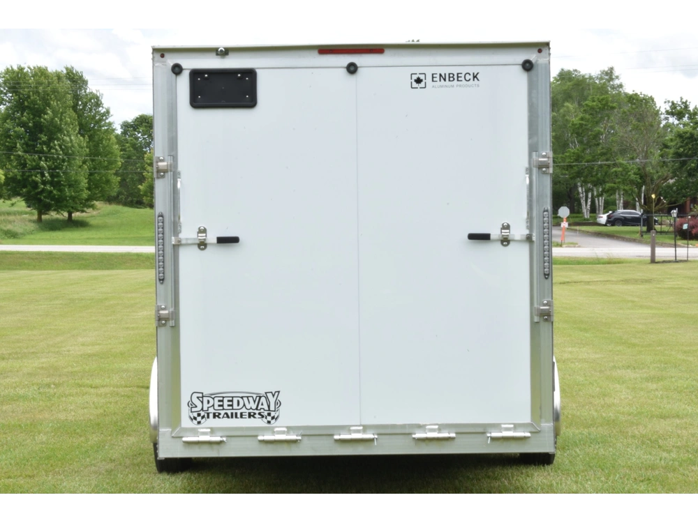 2026 Enbeck Aluminum Enclosed 7' X 18' Ta alt