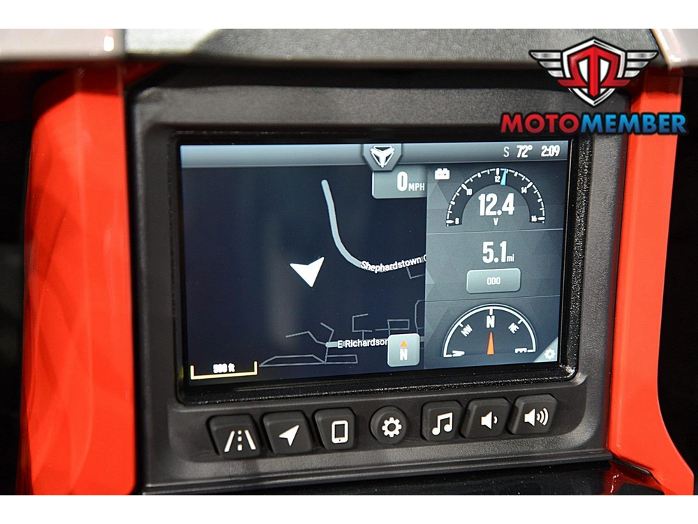 2026 Slingshot R Autodrive alt