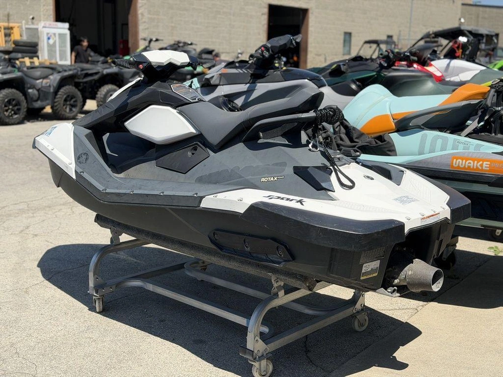 2016 Sea-doo Spark 2-up Rotax 900 Ho Ace alt