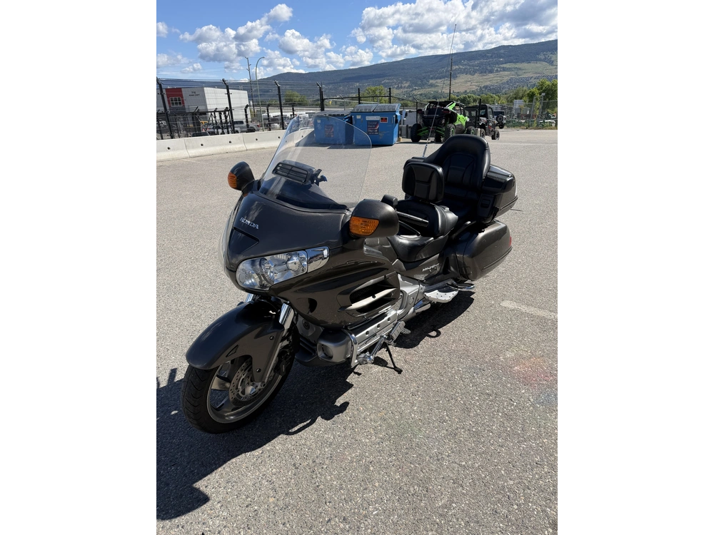 2009 Honda Gold Wing Abs alt