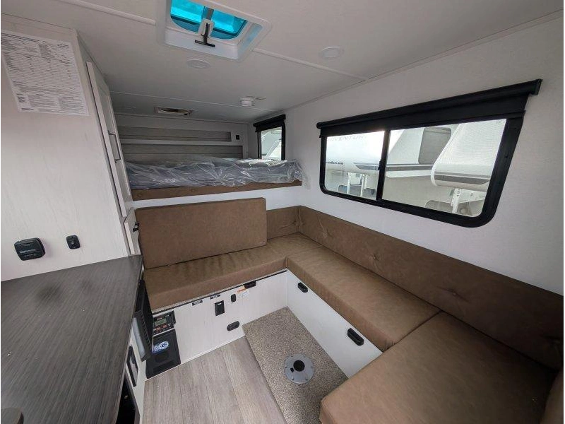Palomino Real Lite Ove780h 2026 alt