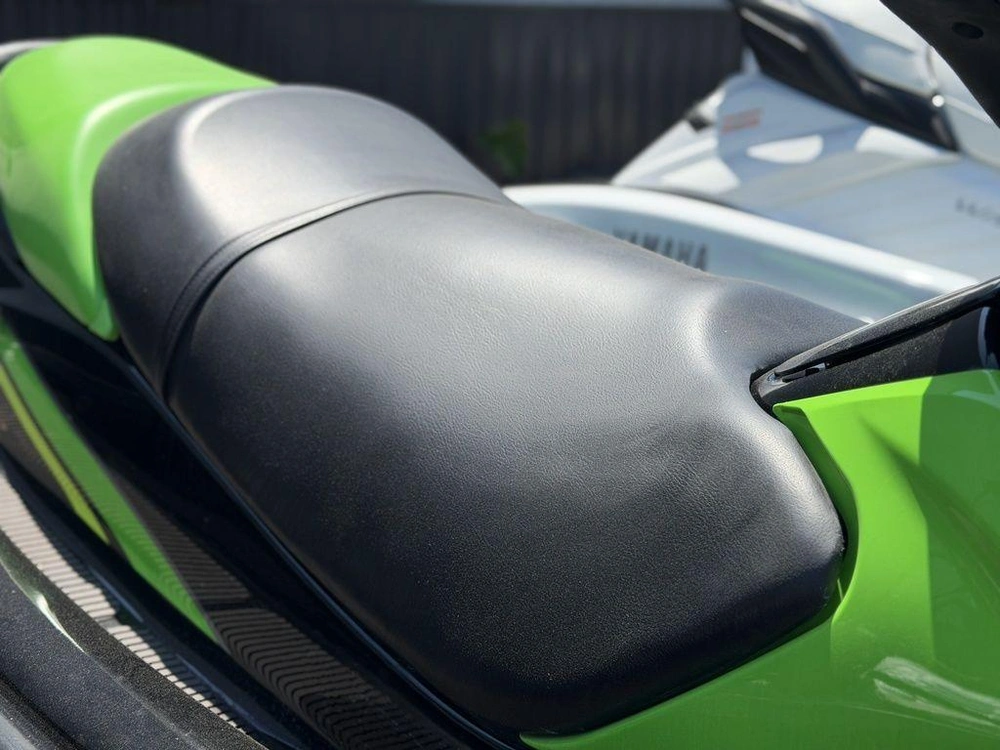 2019 Kawasaki Jet Ski® Stx®-15f alt