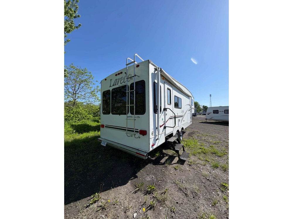 2004 Keystone Rv Laredo Fw alt