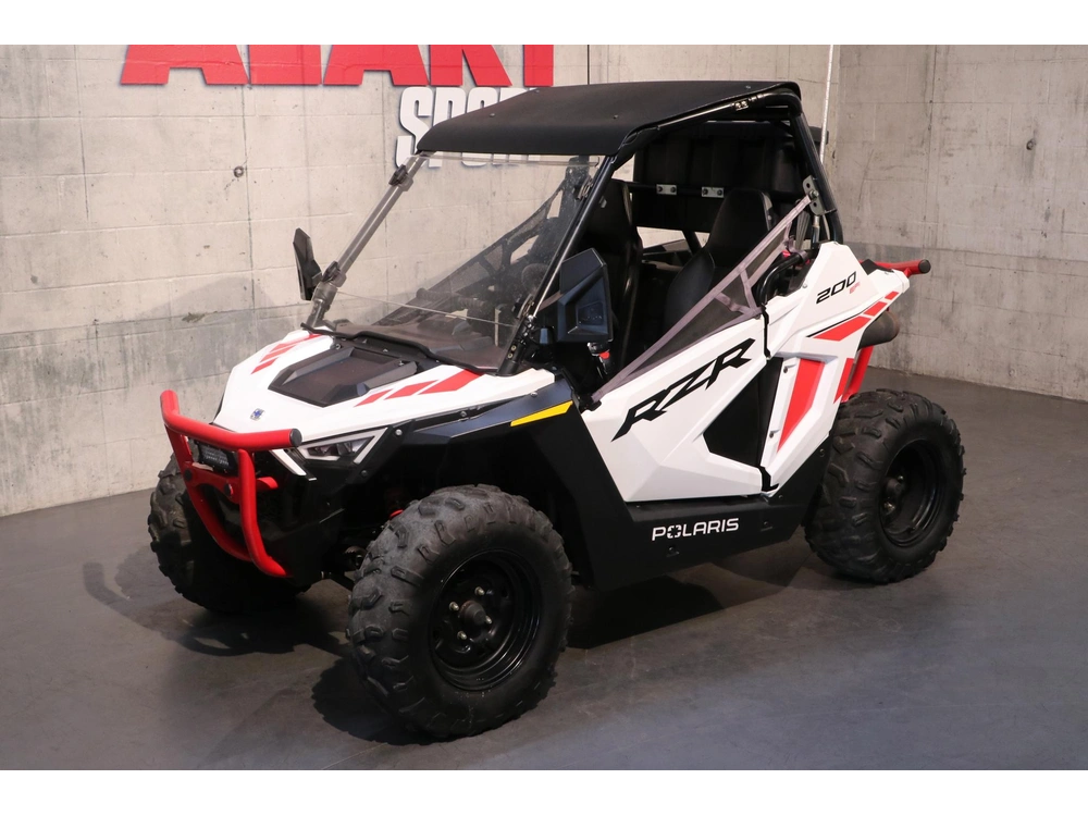 2022 Polaris Rzr 200 alt