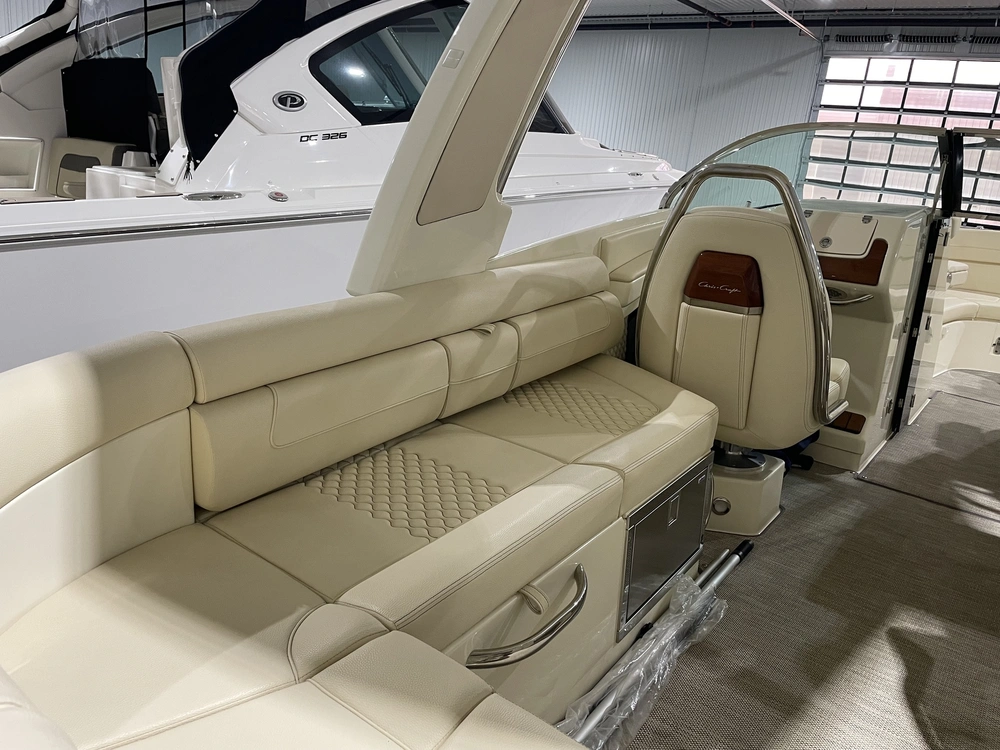 2022 Chris-craft Launch 28 Gt alt