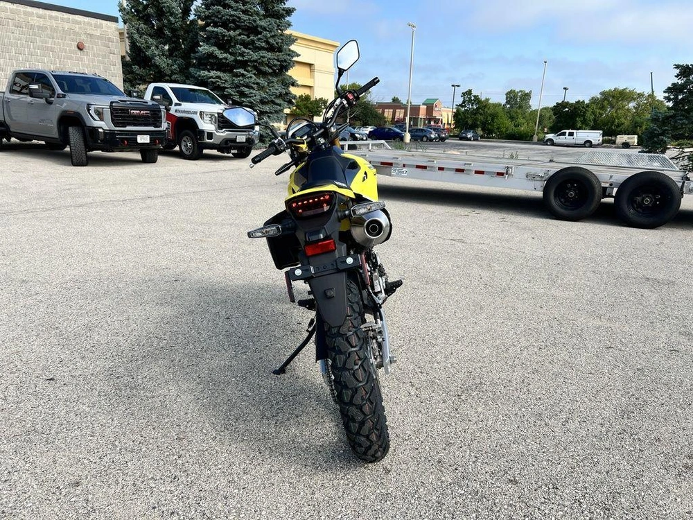 2025 Suzuki Dr-z4s alt