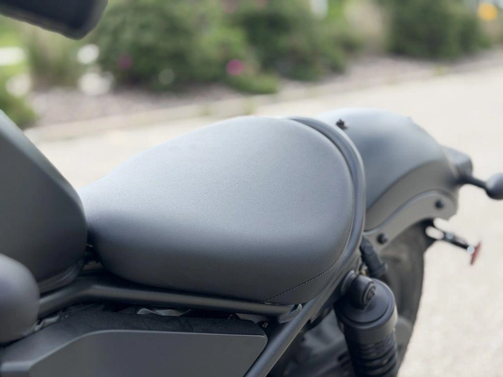 2026 Honda Rebel 300 E-clutch alt