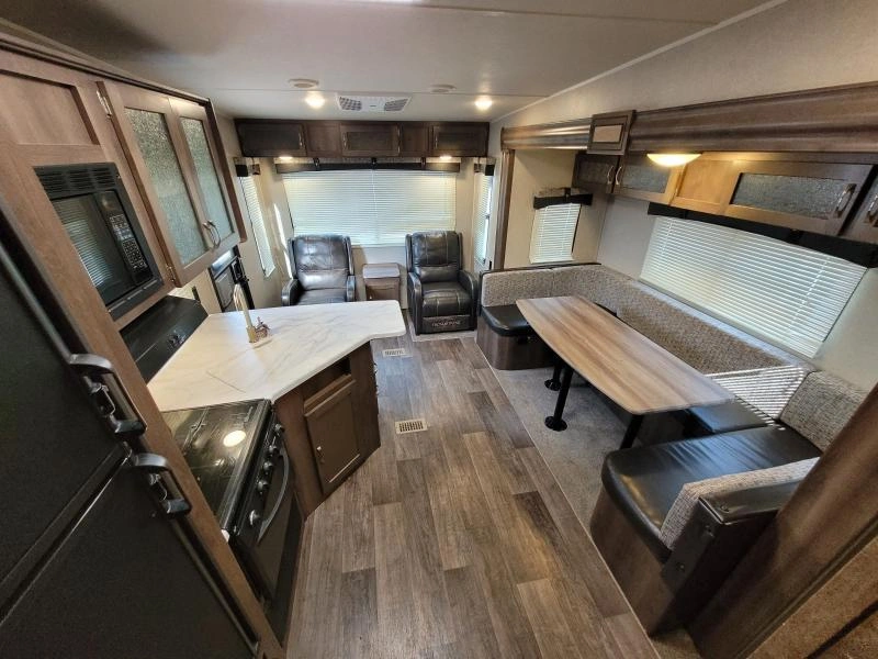 Palomino Puma 253fbs 2018 alt