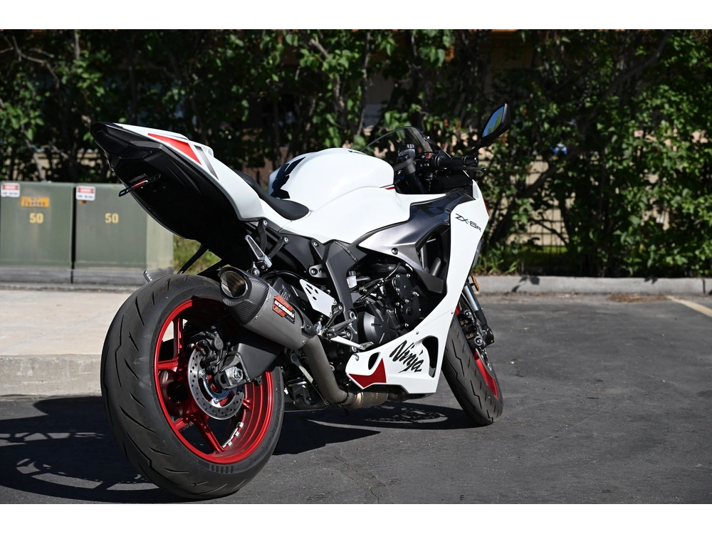 2025 Kawasaki Ninja Zx-6r alt