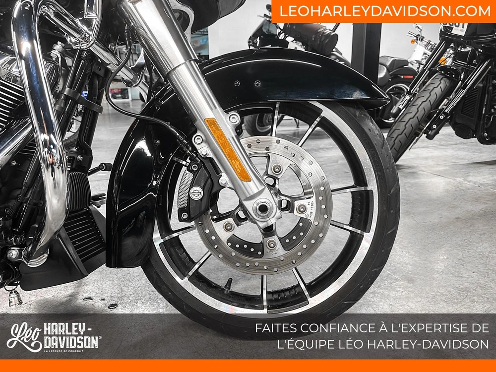Harley-davidson Fltrx Road Glide 2022 alt