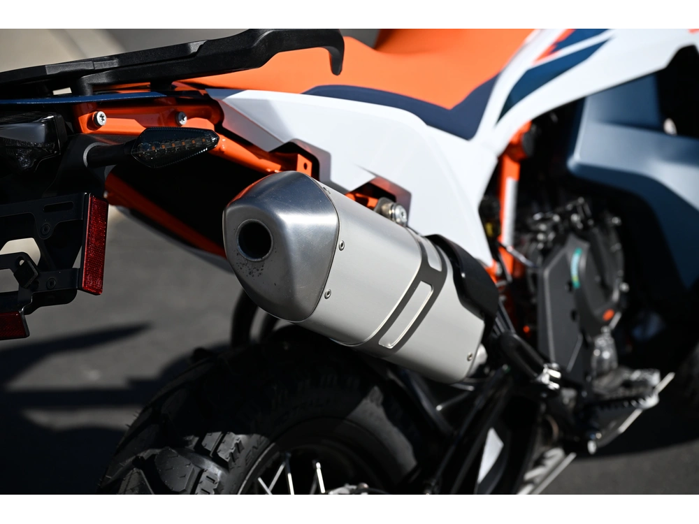 2026 Ktm Adventure 890 R alt