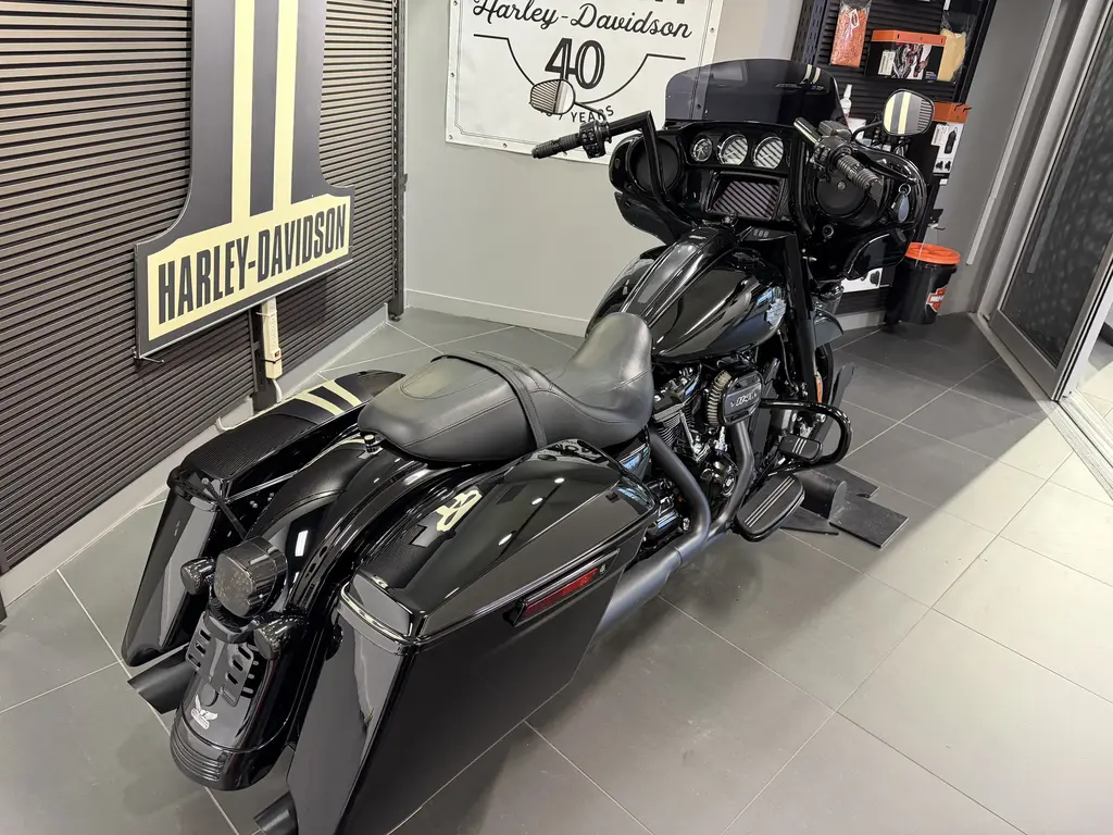 Harley-Davidson FLHXS Street Glide SpecialFLHXS 2021