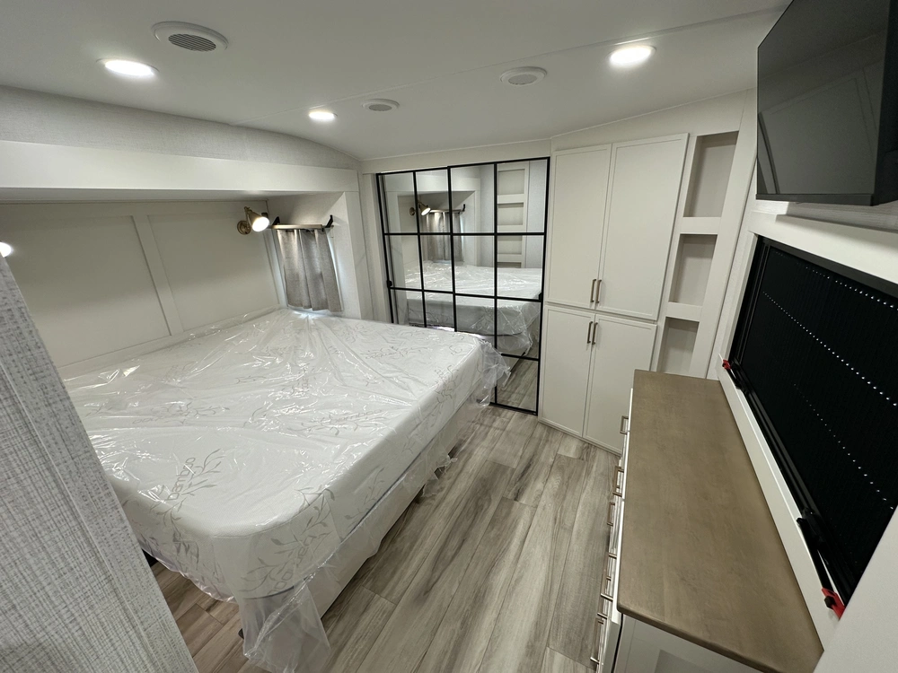 2027 Brinkley Rv Z3100 alt