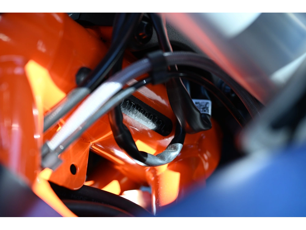 2026 Ktm Adventure 890 R alt