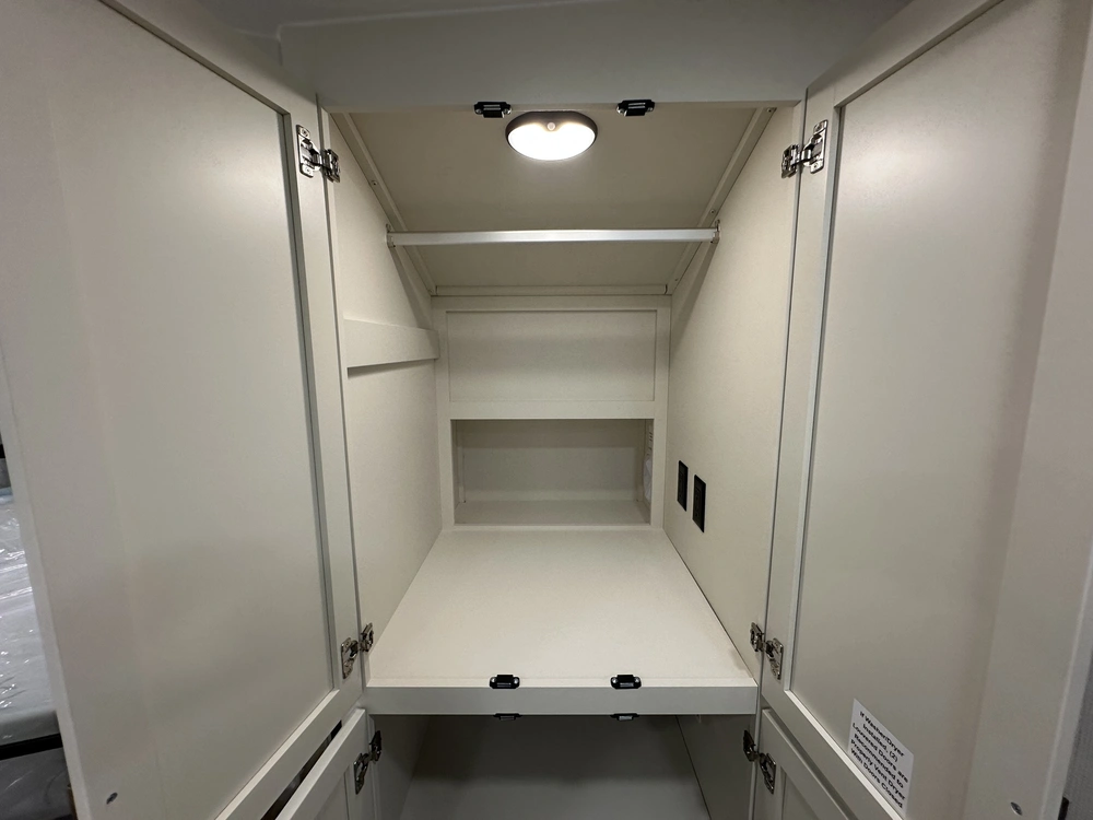 2027 Brinkley Rv Z3100 alt