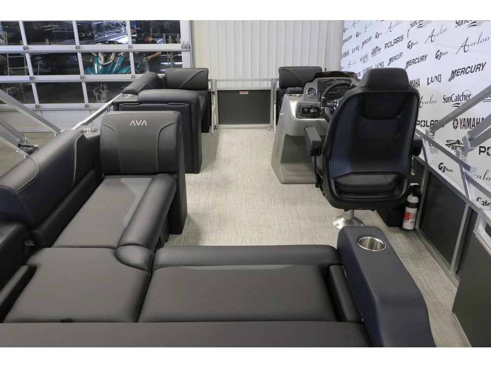 2026 Avalon Venture 2180 Vrb + Yamaha 70 Hp alt