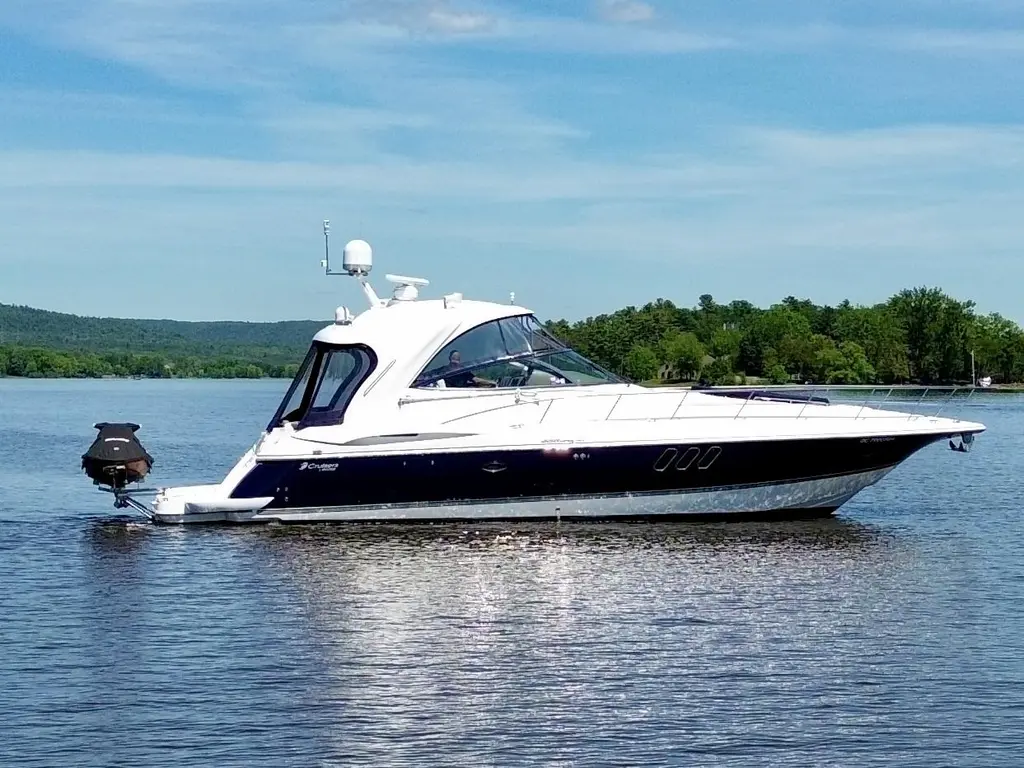 2008 Cruisers Yachts 460 Express