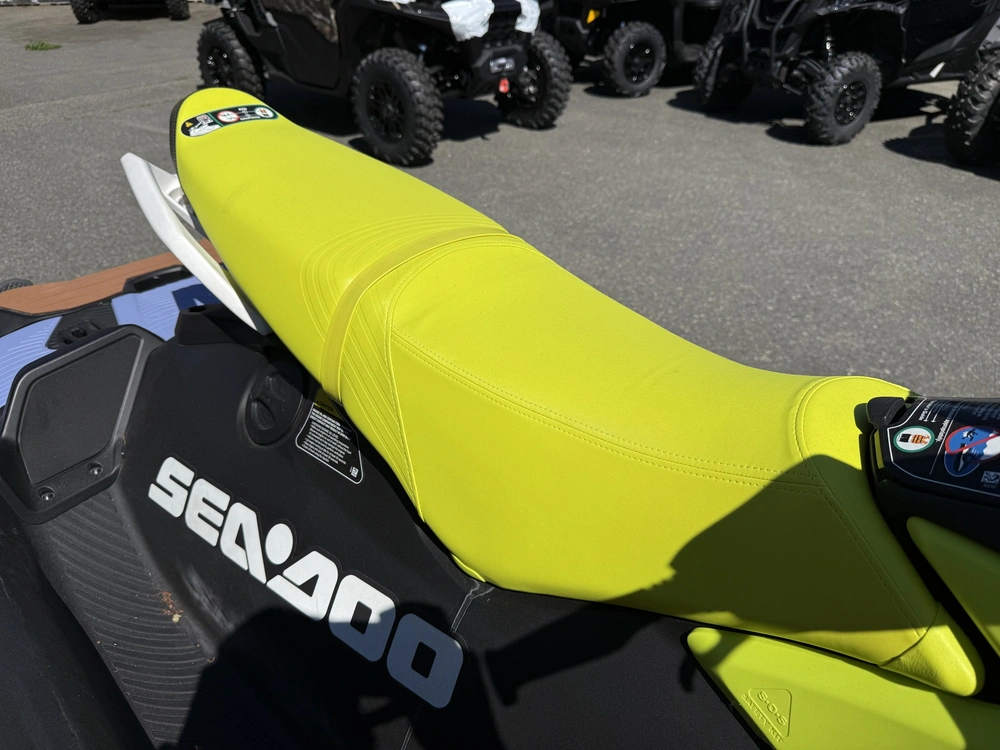 2024 Sea-doo Spark Trixx 3up Audio alt