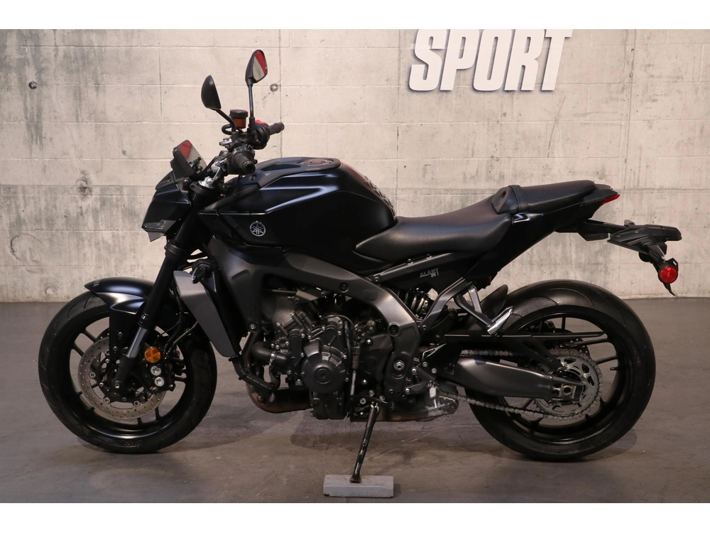 Yamaha Mt-09 2024 alt