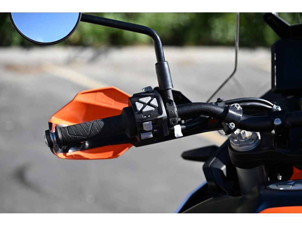 2026 Ktm Adventure 890 R alt