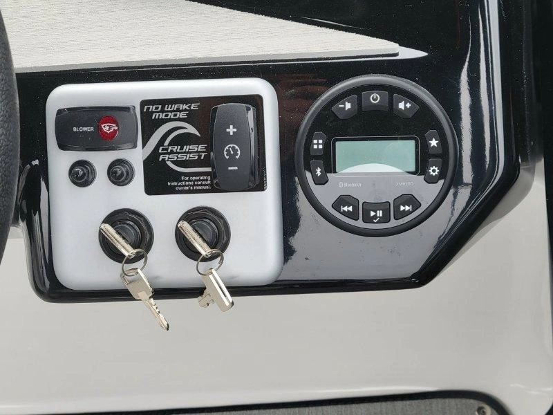 2026 Yamaha Ar 220 2026 alt