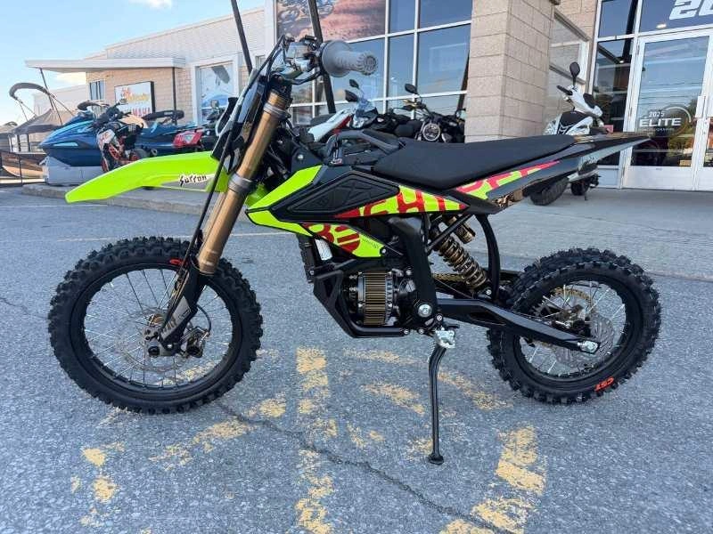 Surron Hyper Bee 2026 alt