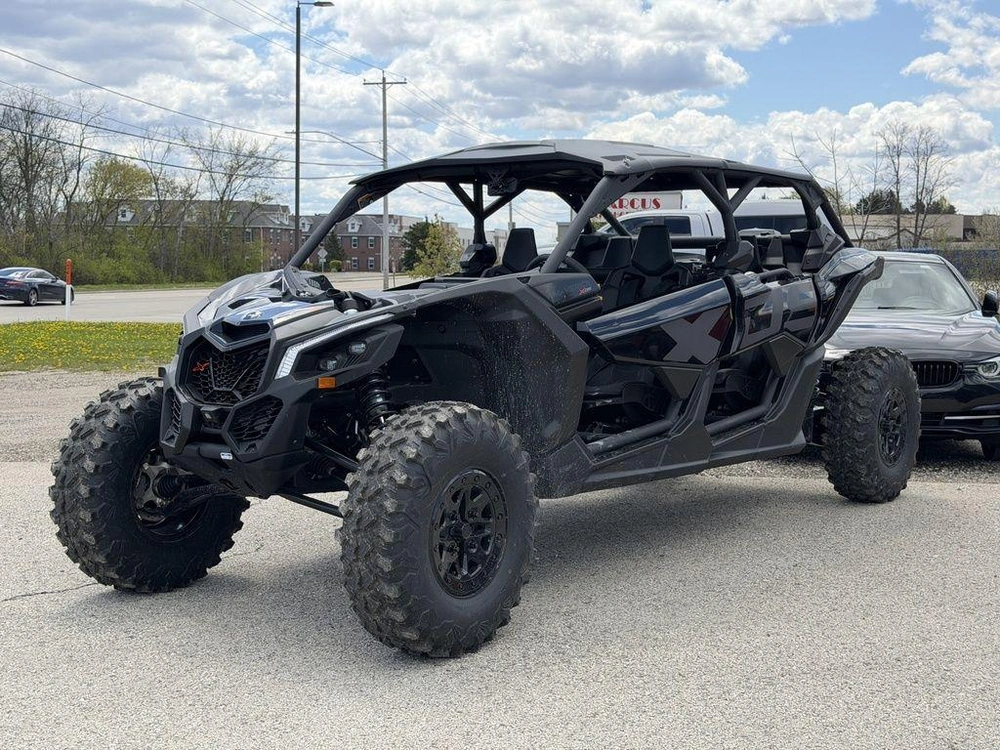 2026 Can-am Maverick X3 Max X Ds Turbo Rr Triple Black_4.5 In alt