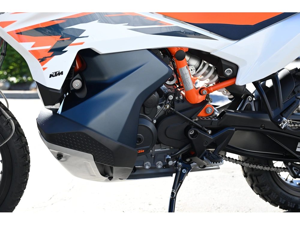 2026 Ktm Adventure 890 R alt