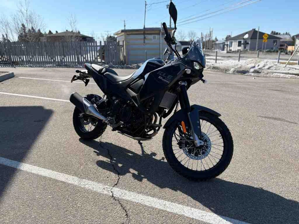 Kawasaki Kle 500 2026 alt