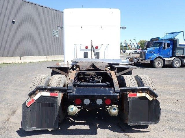 Kenworth W990 2023