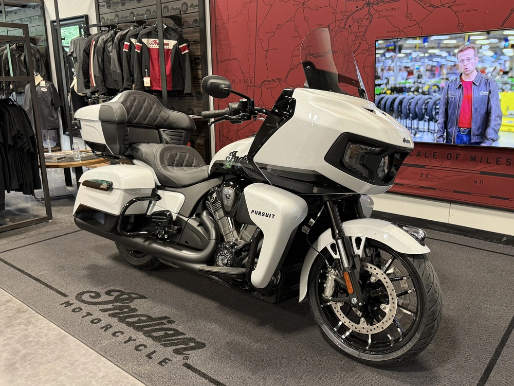 2026 Indian Motorcycle Pursuit Dark Horse 112 alt