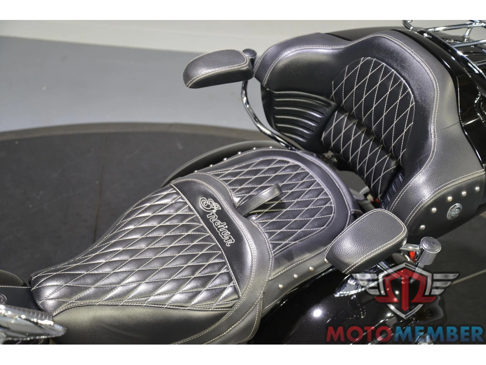 2019 Indian Motorcycle Roadmaster alt