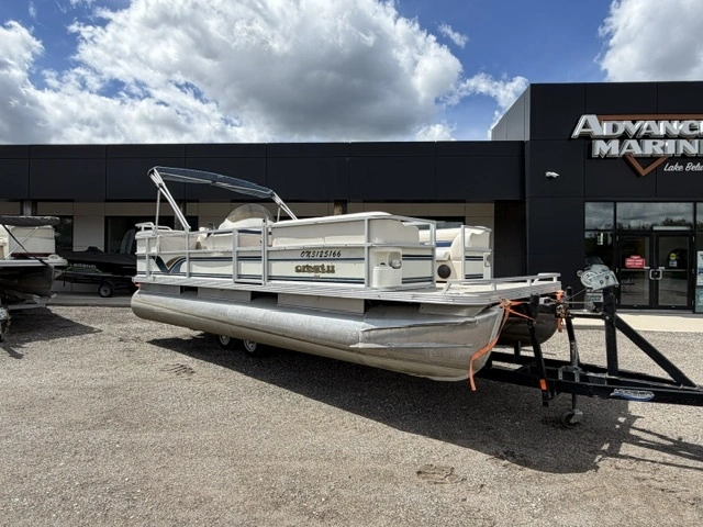 2001 Crest 22 Dl alt