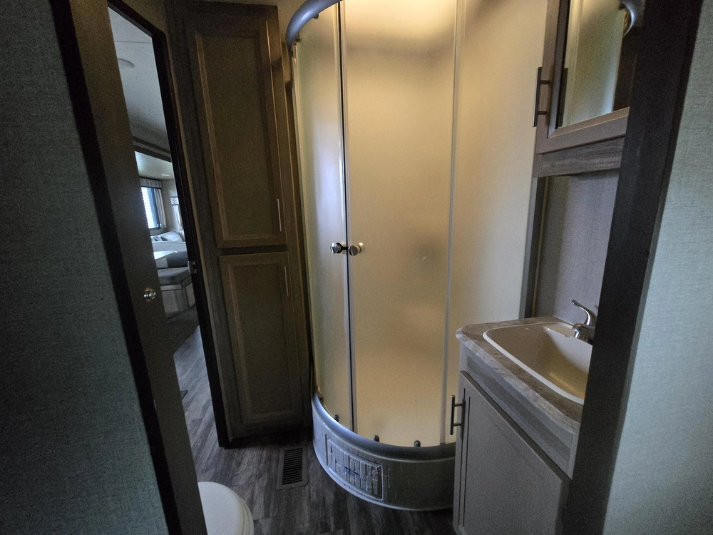 Coachmen Catalina 313dbdsle 2020 alt