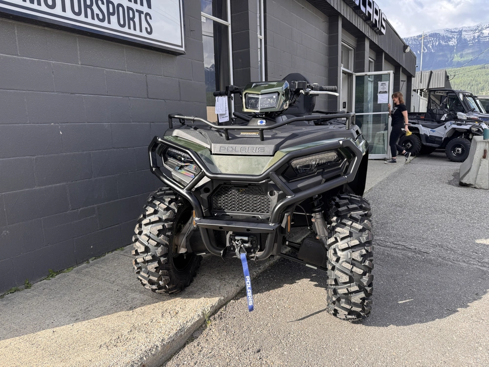 2026 Polaris Sportsman 570 Touring Premium alt