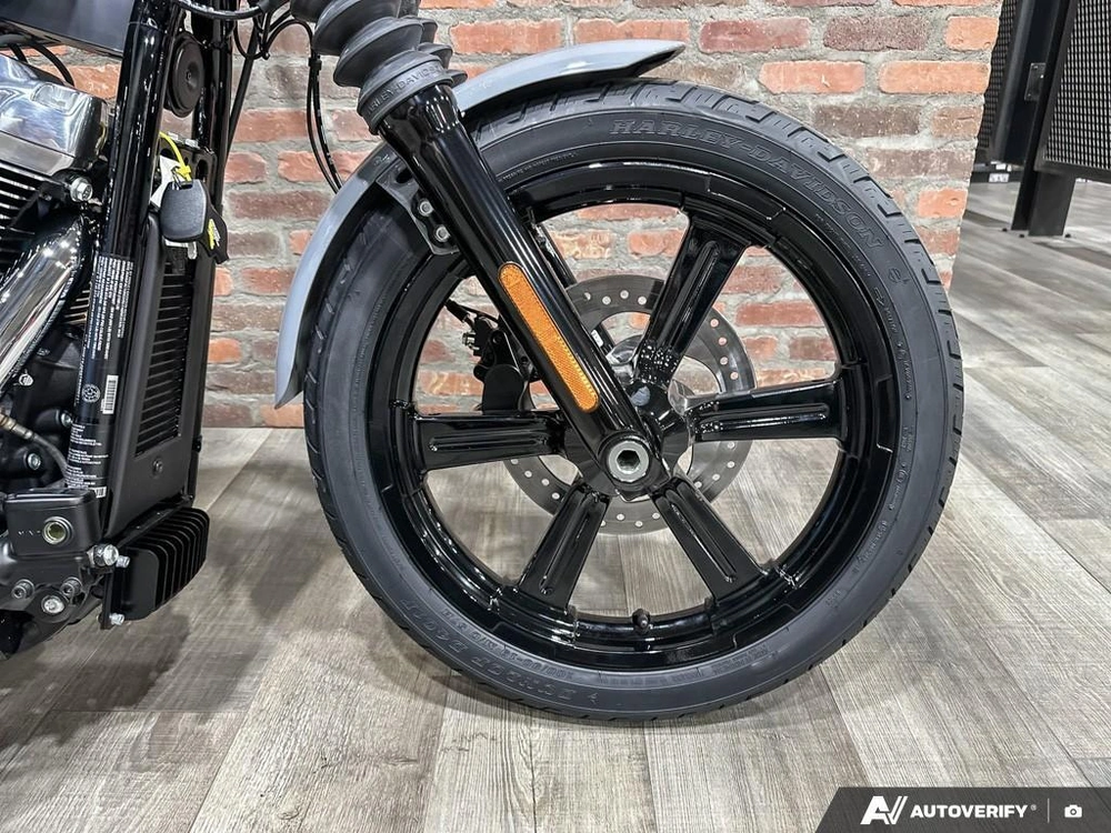 2026 Harley-davidson Street Bob alt