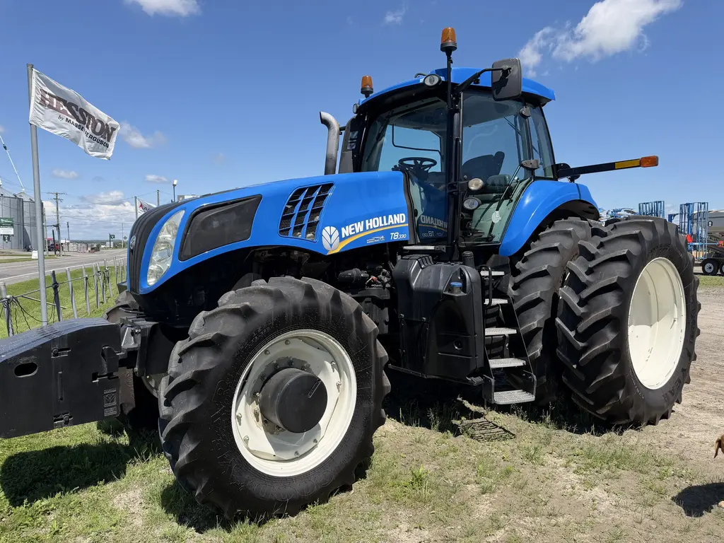 2012 New Holland T8.330