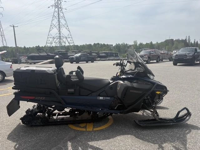 Ski-doo Expedition 900r 2025 alt