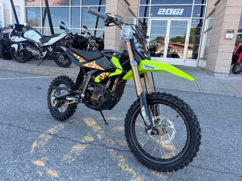 Surron Hyper Bee 2026 alt